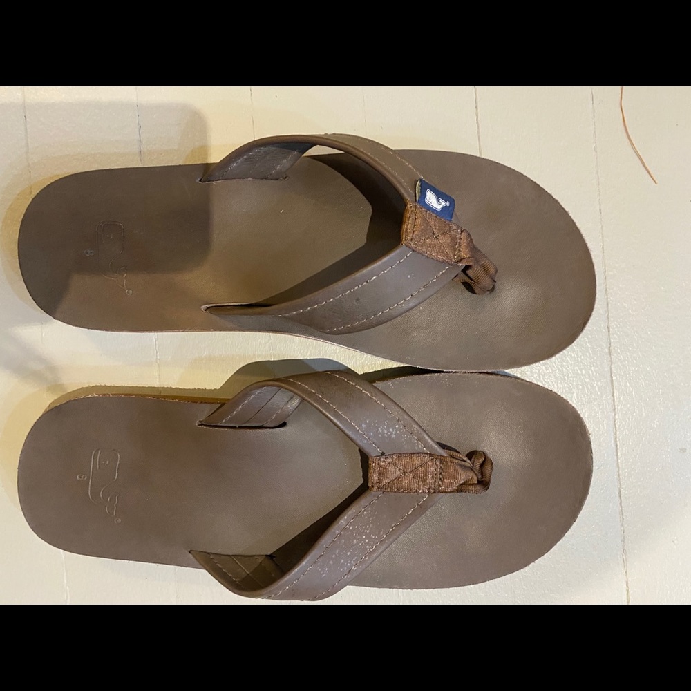 Leather flip flops